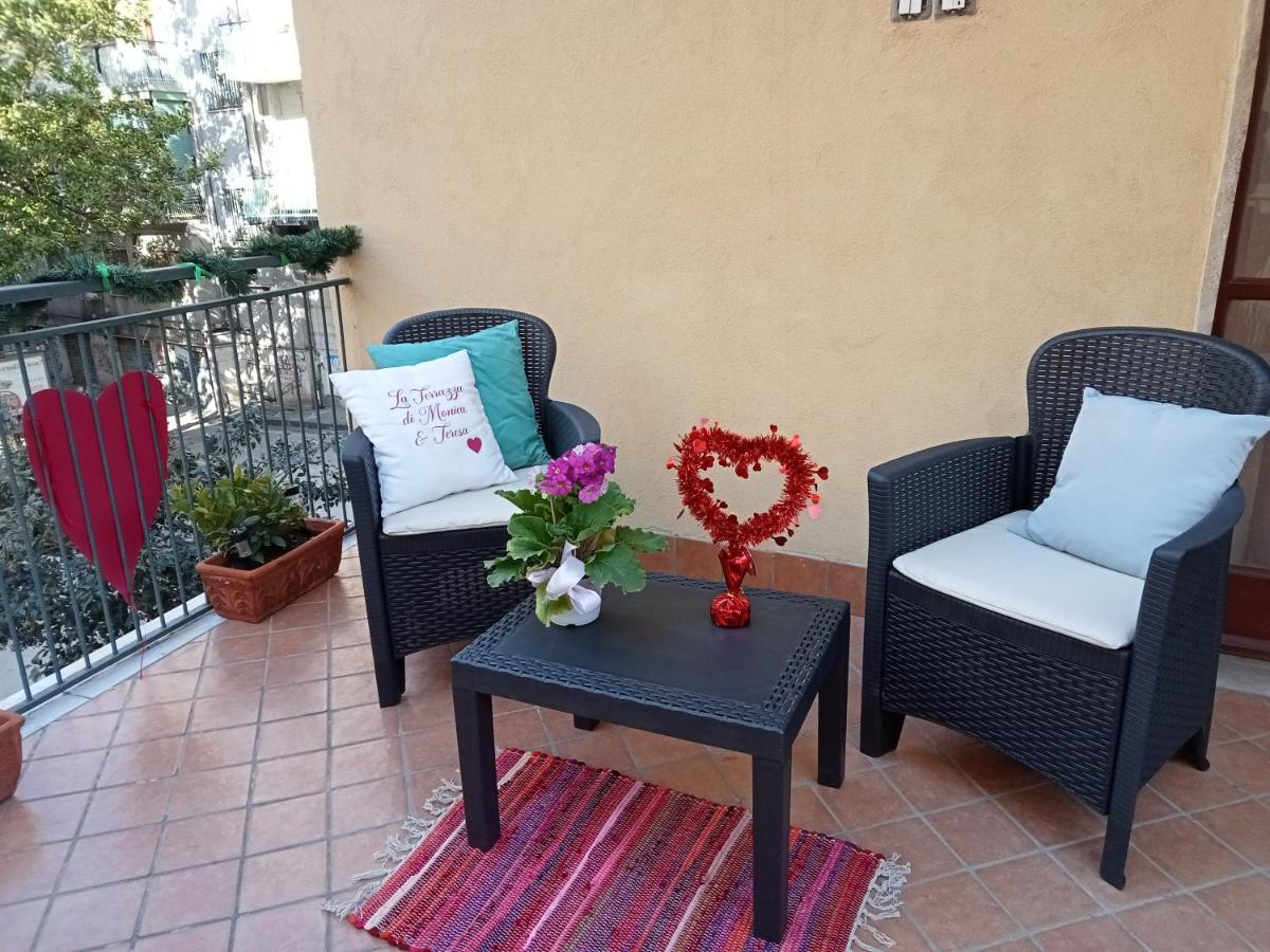 La Terrazza Di Monica & Teresa Bed & Breakfast Портичи Екстериор снимка