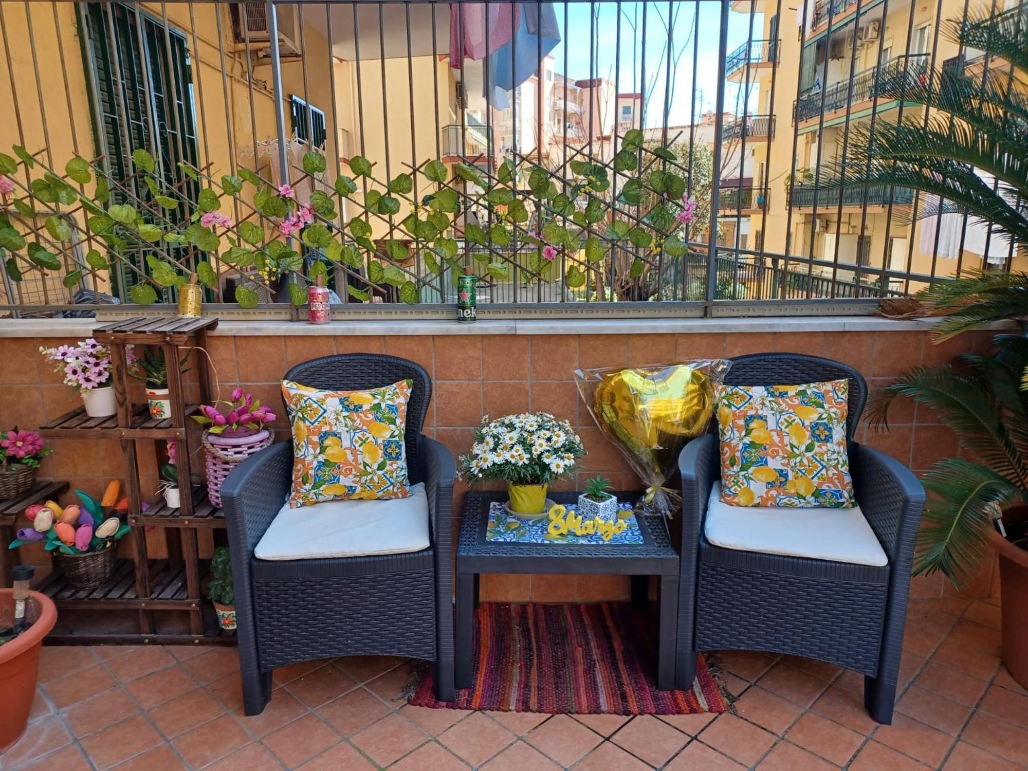 La Terrazza Di Monica & Teresa Bed & Breakfast Портичи Екстериор снимка
